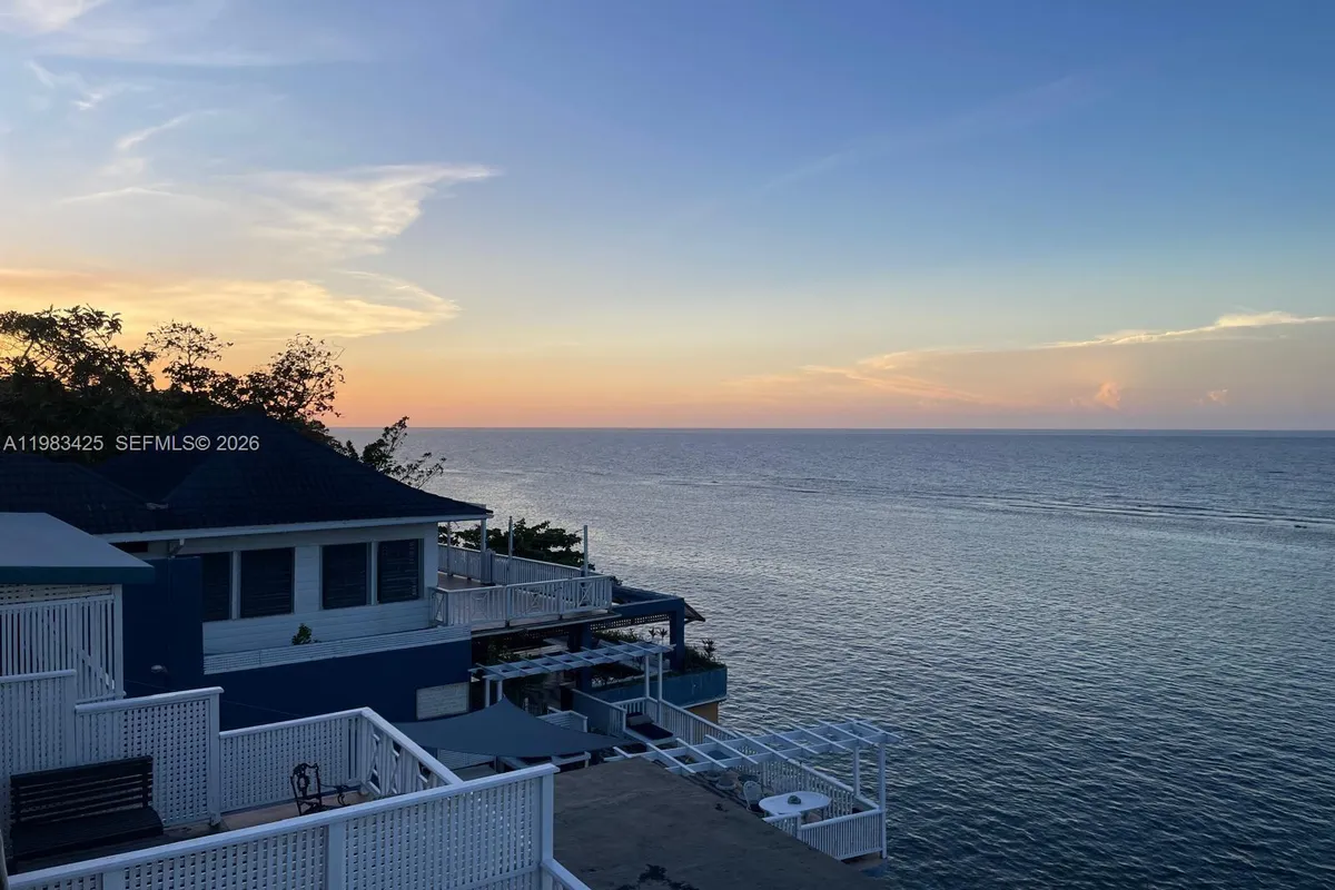 Moxons Beach Club Hotel N Boscobel, St. Mary Parish, Jamaica, FL 0