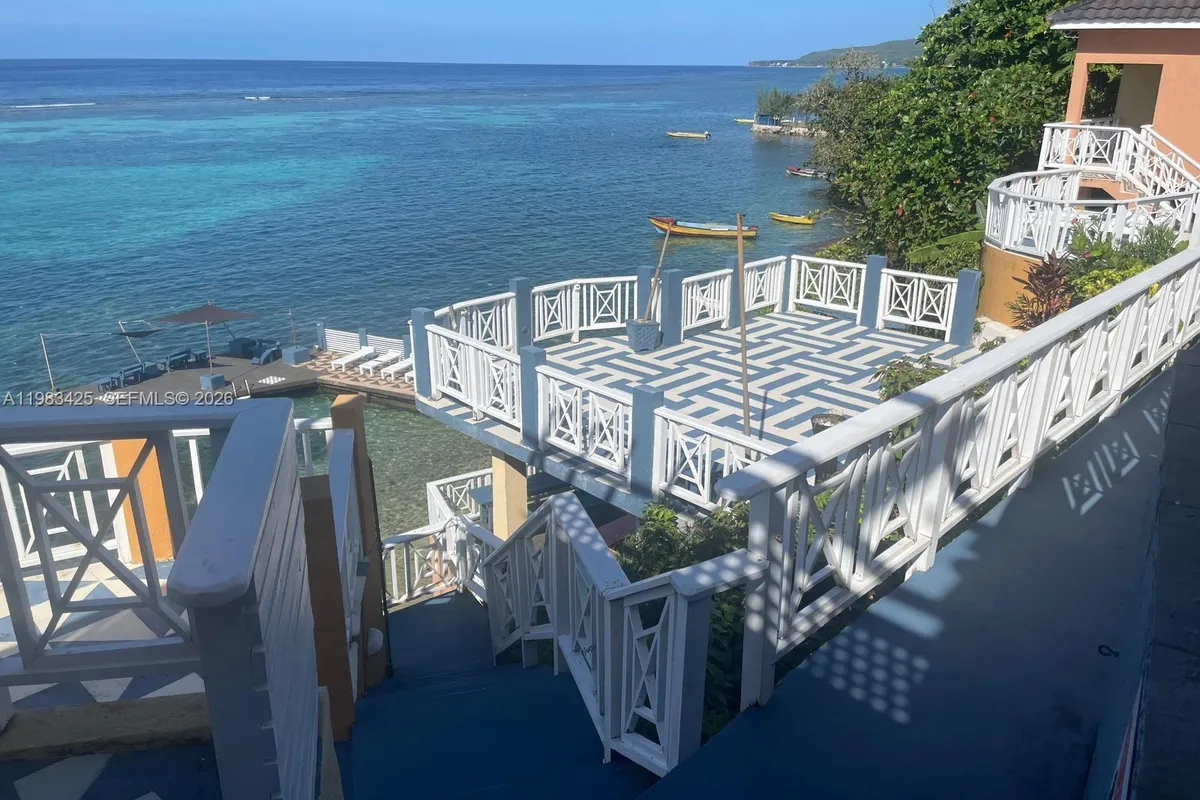 Moxons Beach Club Hotel N Boscobel, St. Mary Parish, Jamaica, FL 0