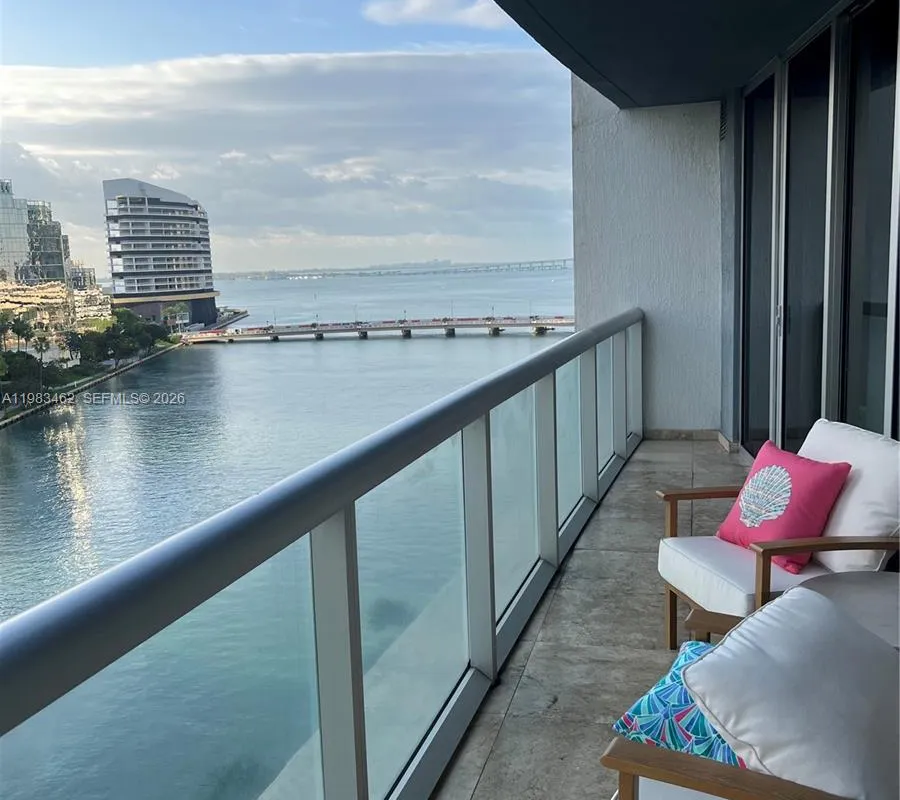 465 Brickell Ave # 919, Miami FL 33131