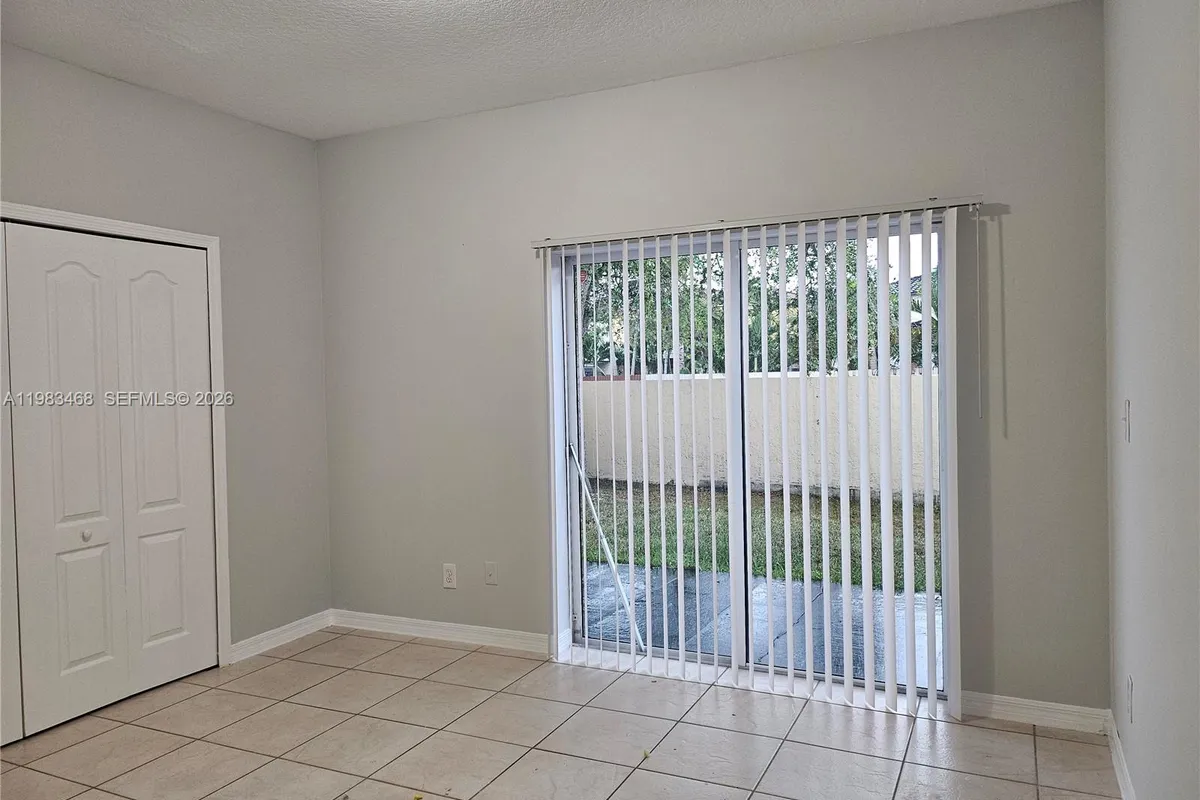 14924 SW 58th St, Miami FL 33193