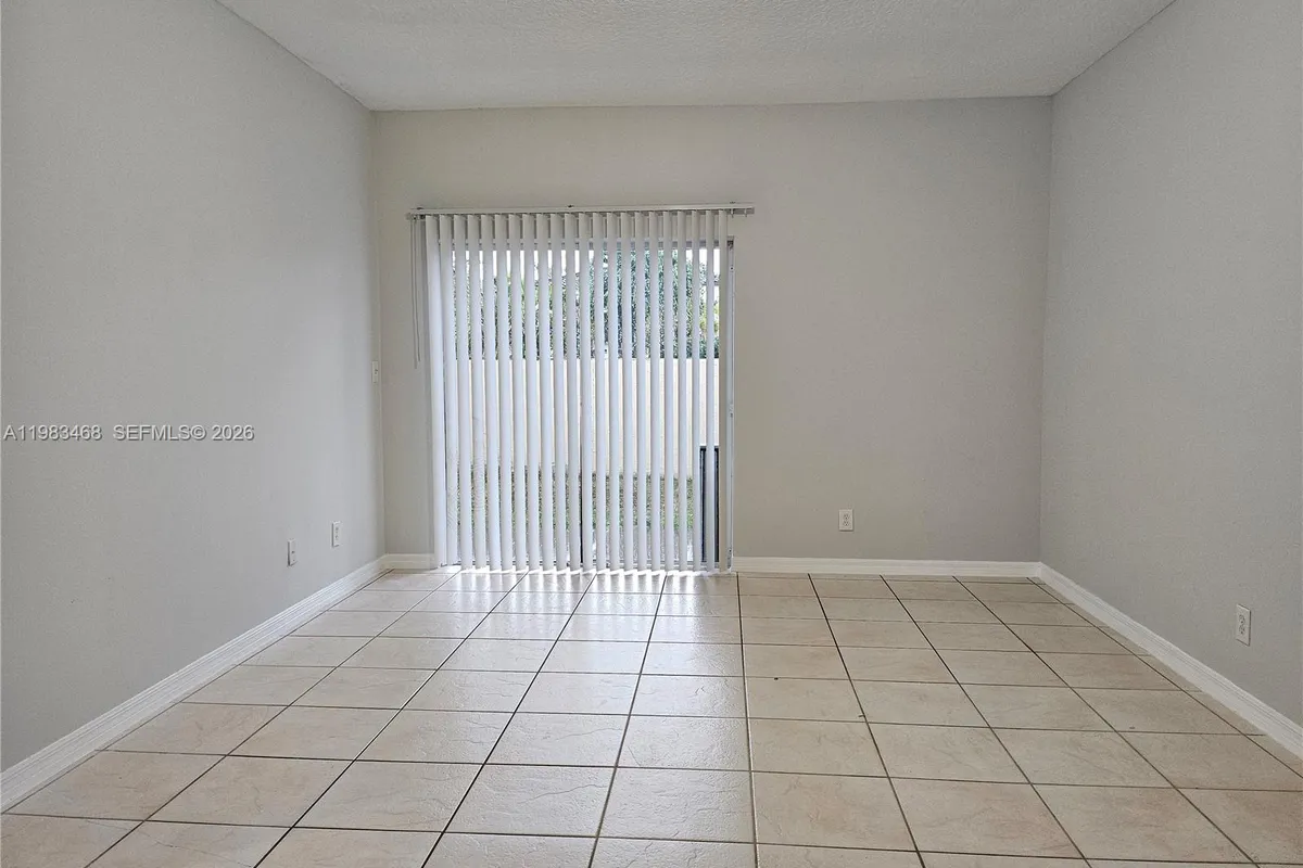 14924 SW 58th St, Miami FL 33193