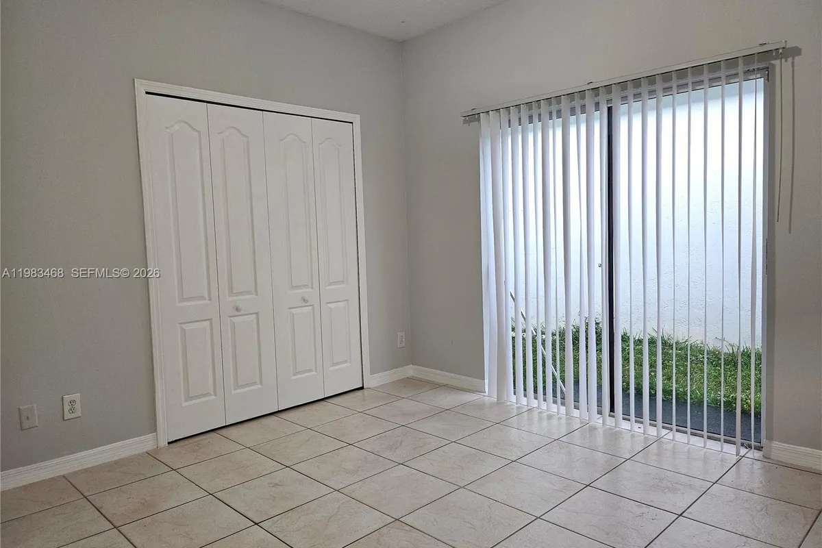 14924 SW 58th St, Miami FL 33193