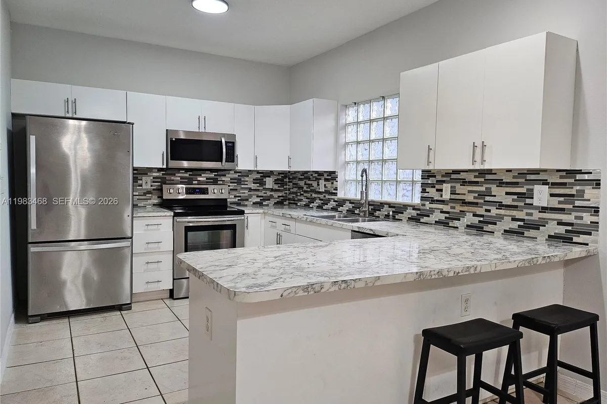 14924 SW 58th St, Miami FL 33193