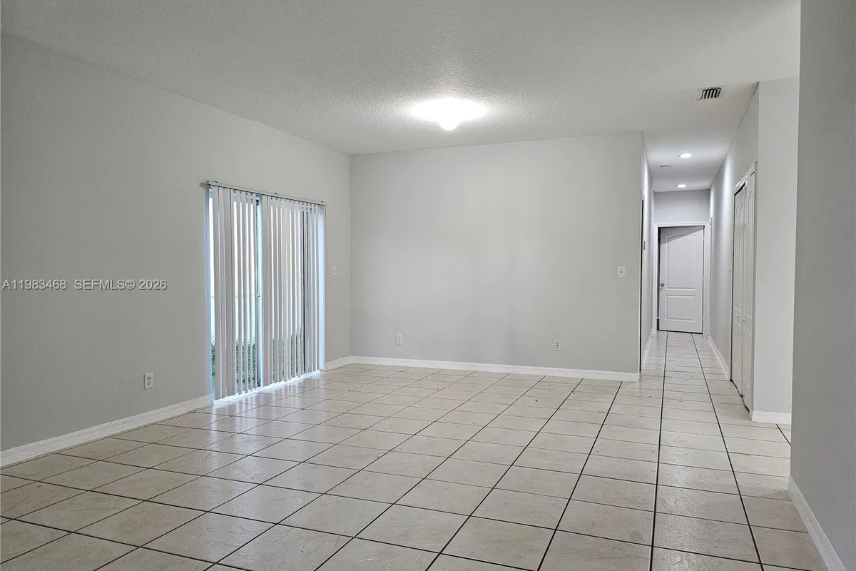 14924 SW 58th St, Miami FL 33193