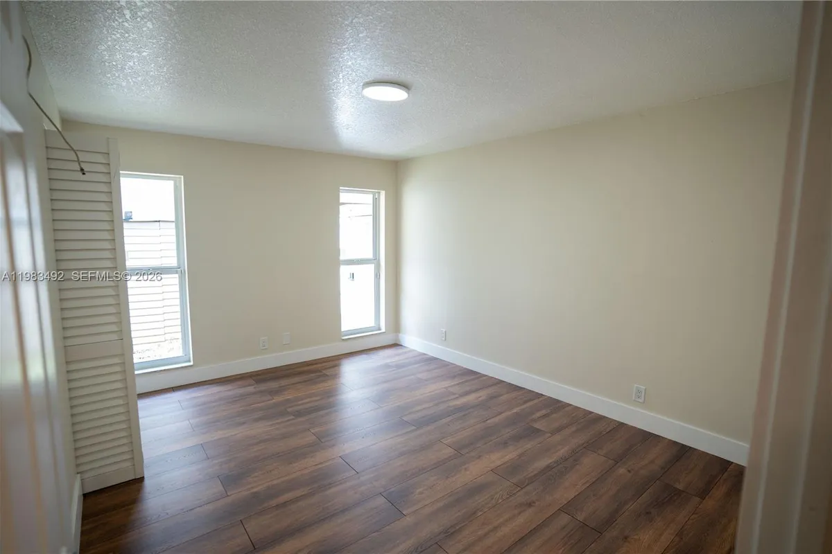 8915 NW 26th Ct, Coral Springs FL 33065