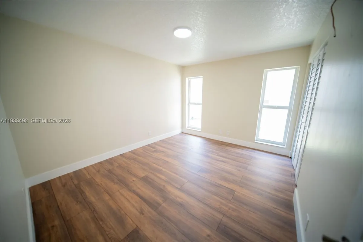 8915 NW 26th Ct, Coral Springs FL 33065