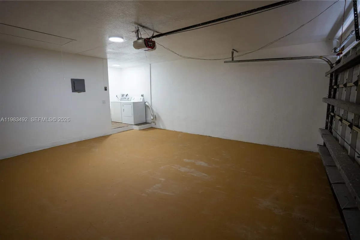 8915 NW 26th Ct, Coral Springs FL 33065