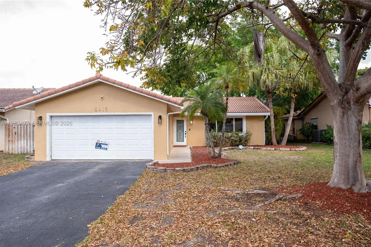 8915 NW 26th Ct, Coral Springs FL 33065