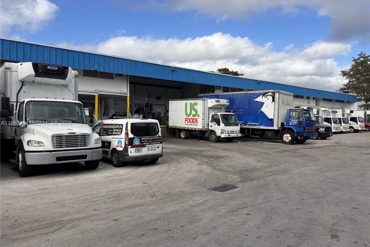 1375 NW 89th Ct, Doral FL 33172