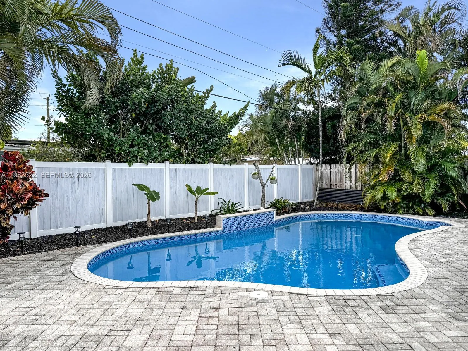 1772 NW 39th St, Oakland Park FL 33309