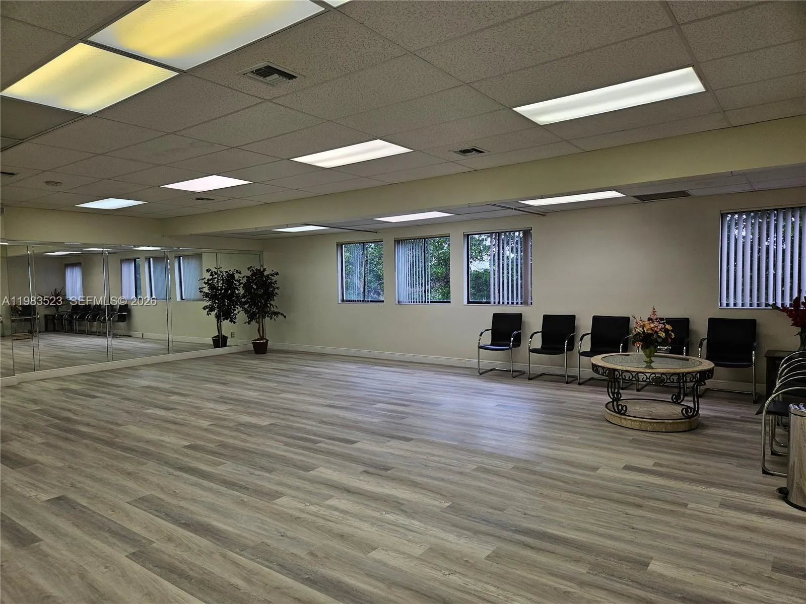 8890 W Oakland Park Blvd # M, Sunrise FL 33351