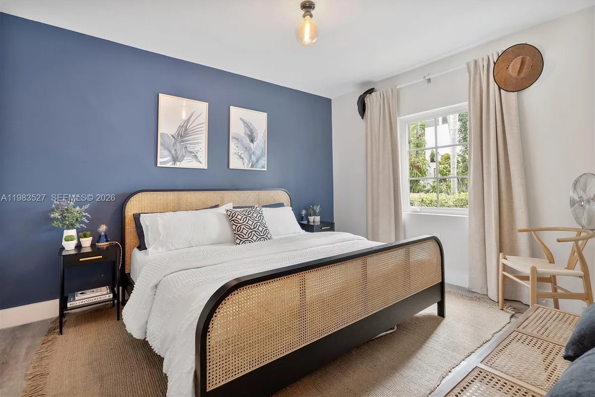 1024 Lenox Ave # 1, Miami Beach FL 33139