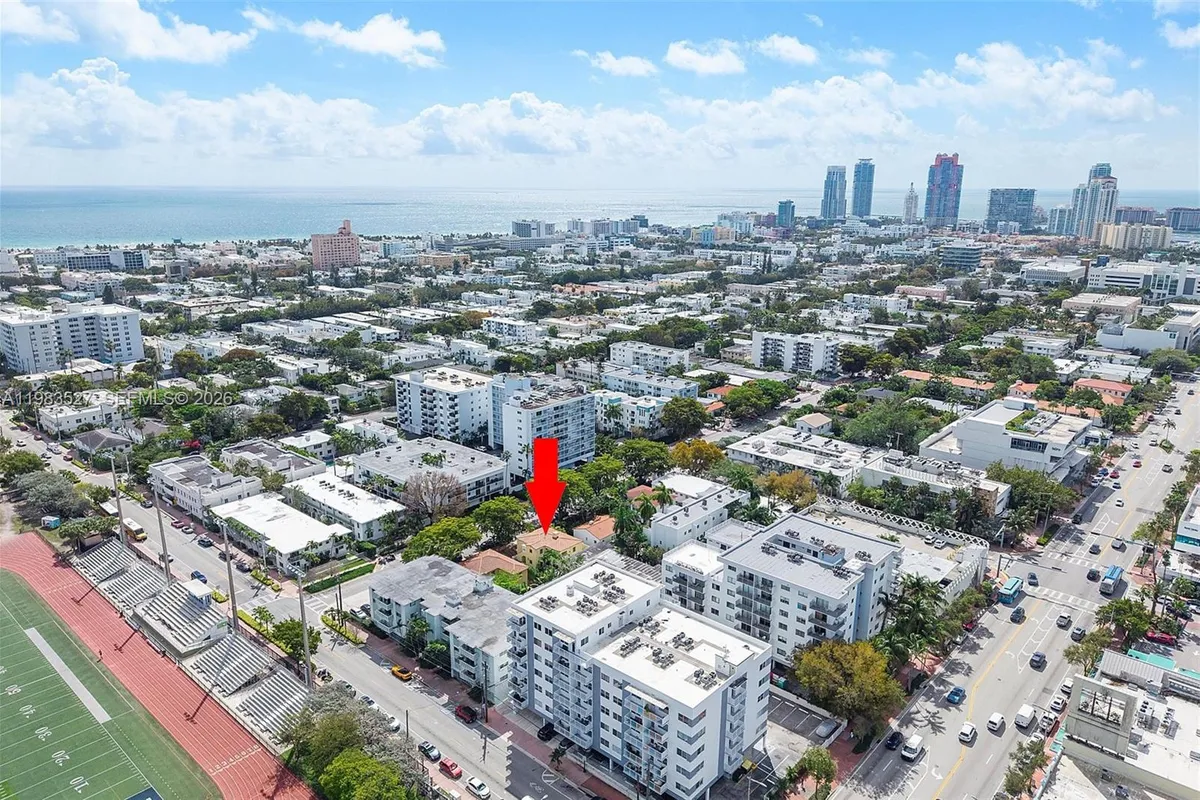 1024 Lenox Ave # 1, Miami Beach FL 33139