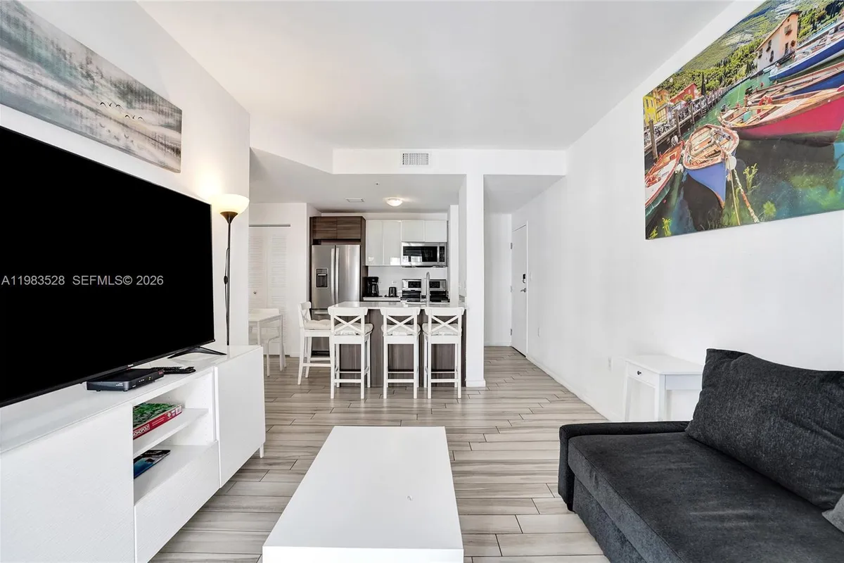 481 NE 29th St # 702, Miami FL 33137