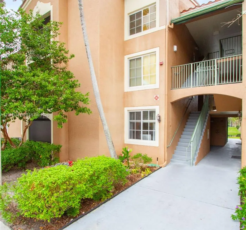 4824 N State Road 7 # 9105, Coconut Creek FL 33073