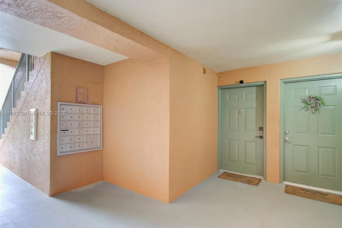 4824 N State Road 7 # 9105, Coconut Creek FL 33073