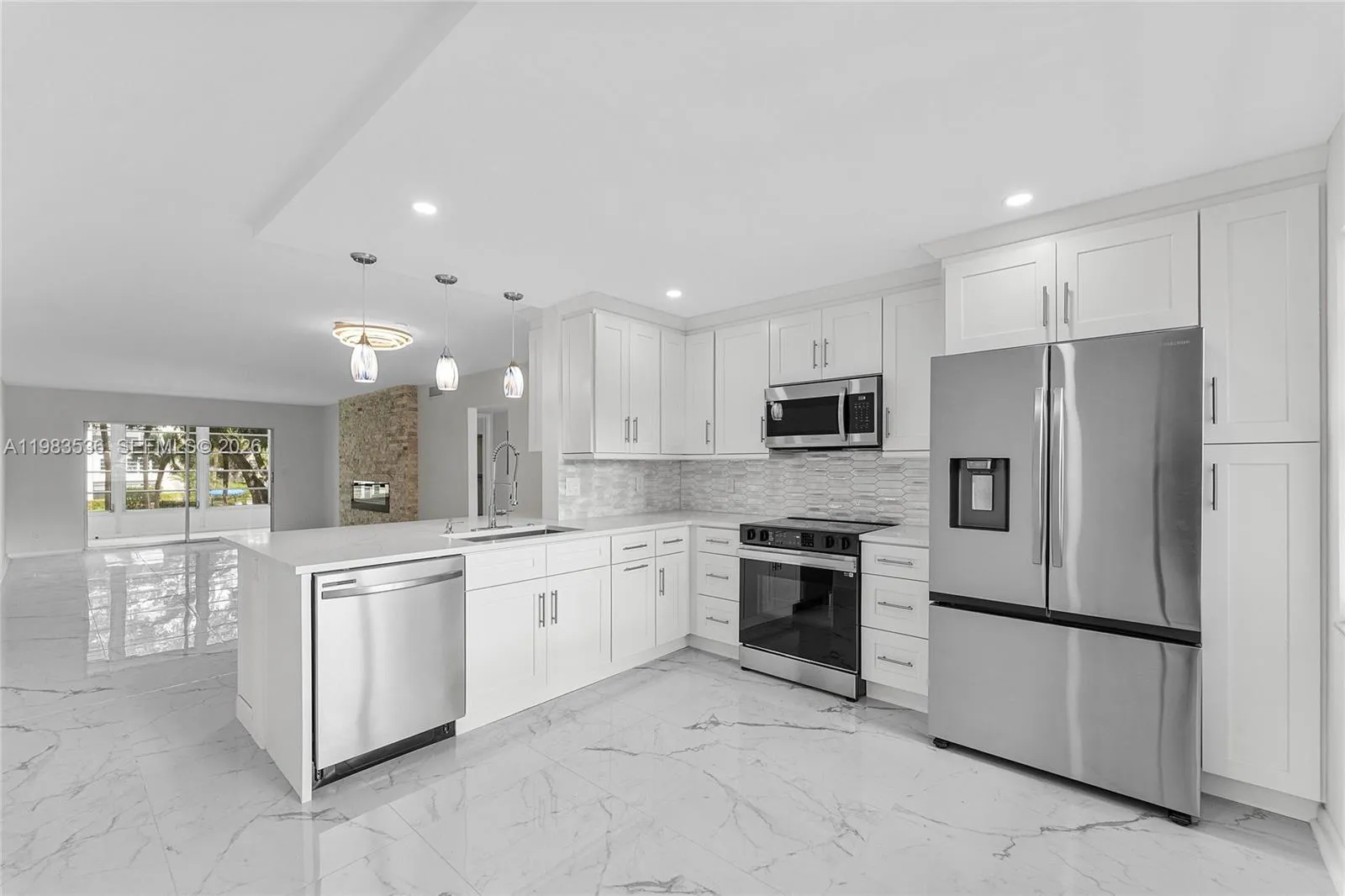 2 bedroom 2 bath for sale at 2303 Lucaya Ln # H2, Coconut Creek FL 33066