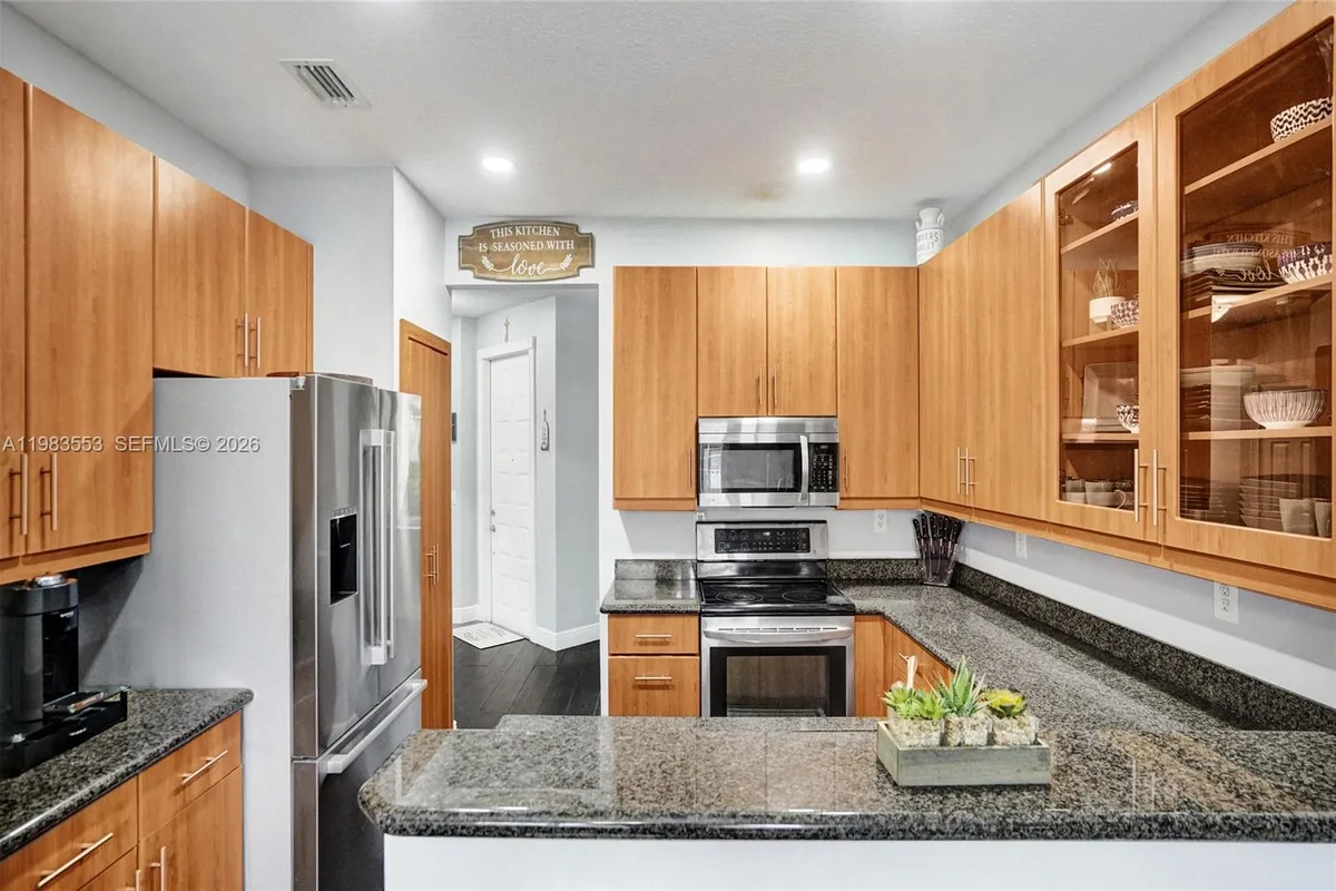 12513 NW 56th Dr, Coral Springs FL 33076