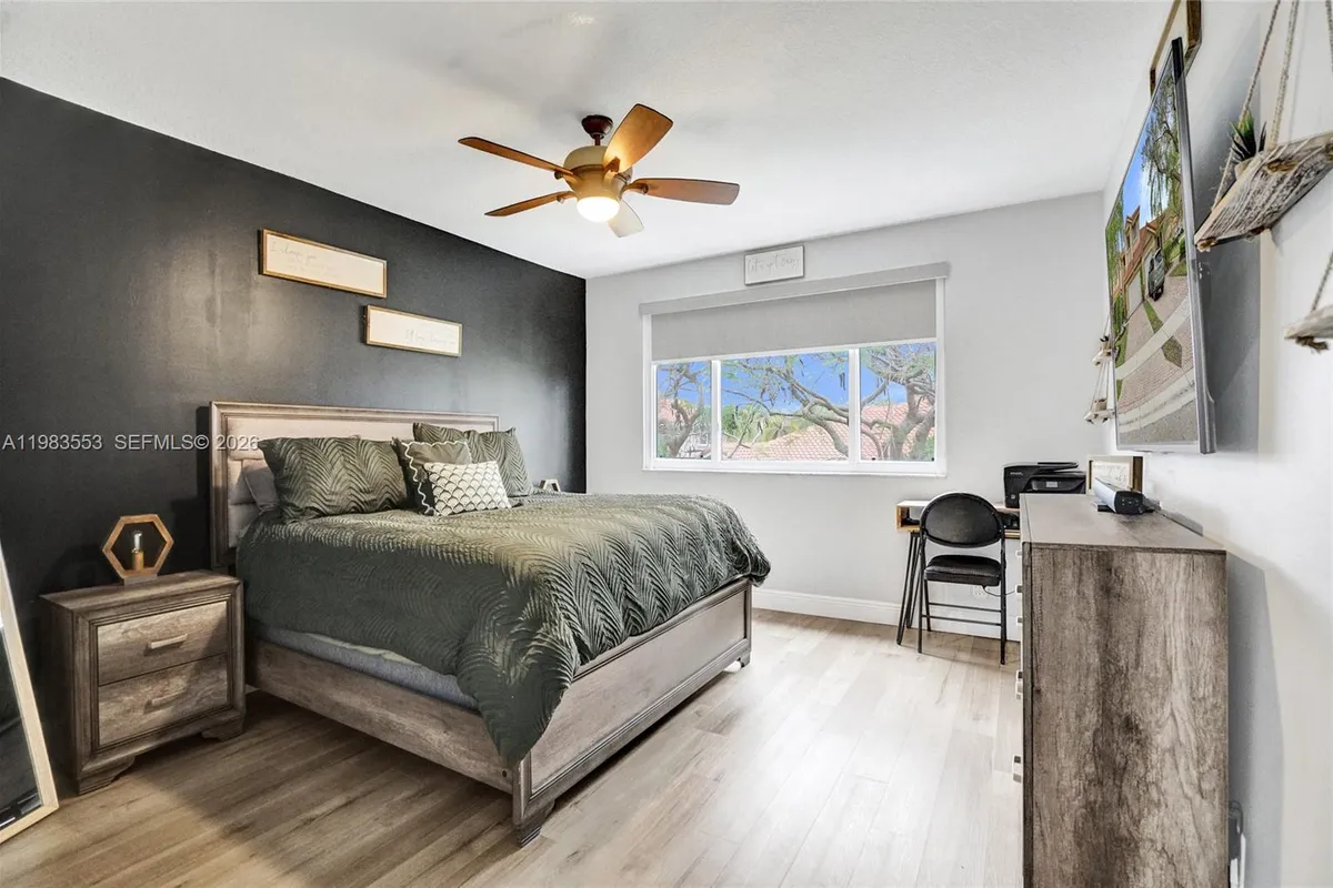 12513 NW 56th Dr, Coral Springs FL 33076