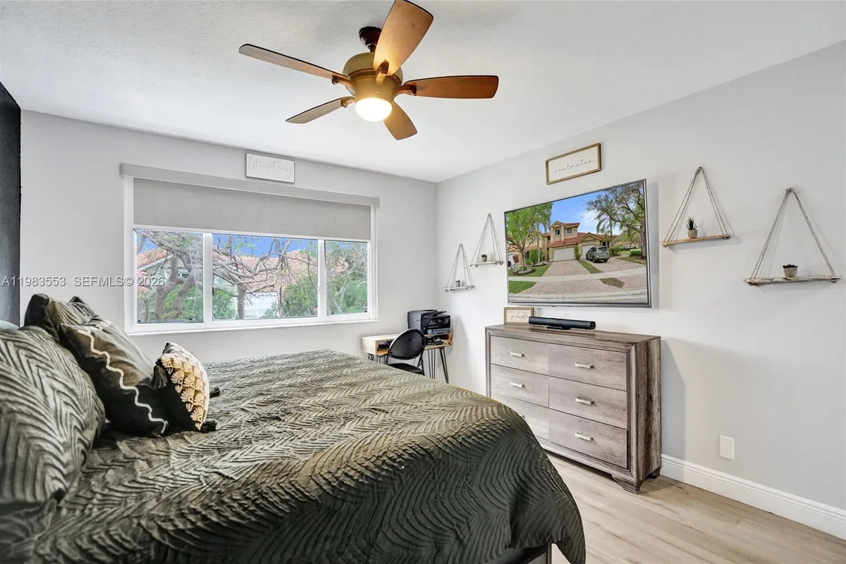 12513 NW 56th Dr, Coral Springs FL 33076