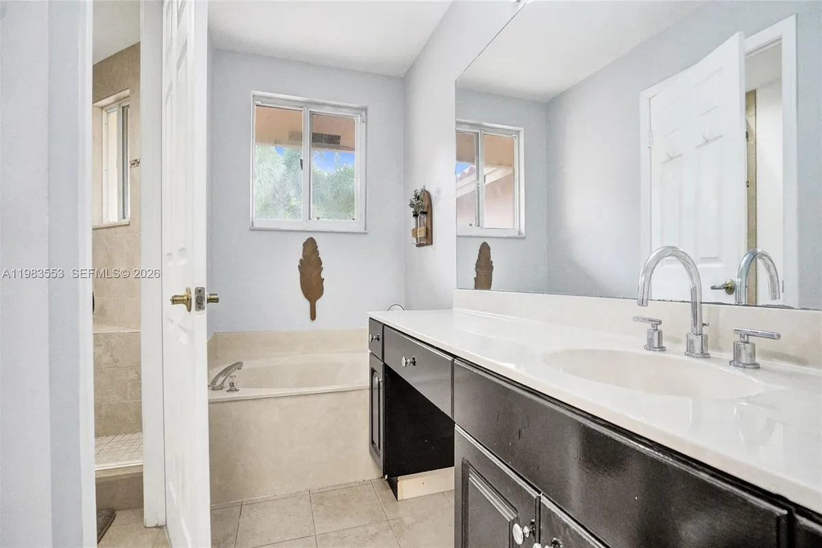 12513 NW 56th Dr, Coral Springs FL 33076