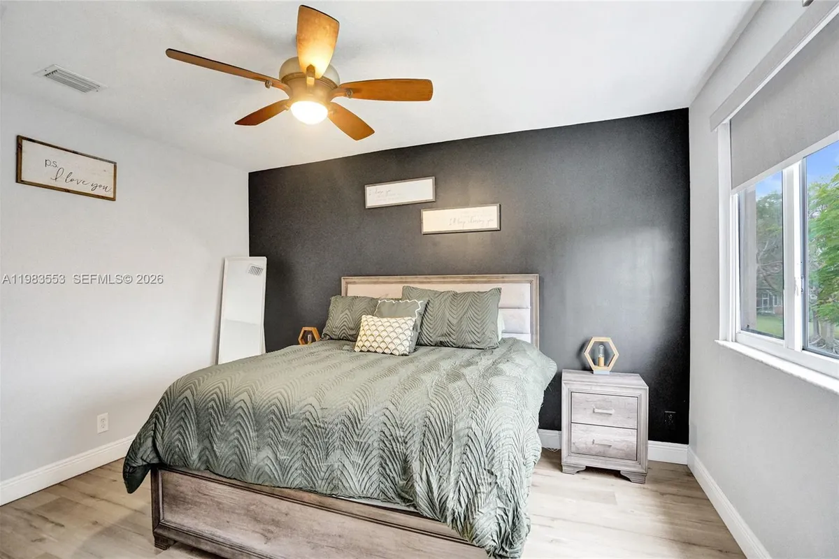 12513 NW 56th Dr, Coral Springs FL 33076