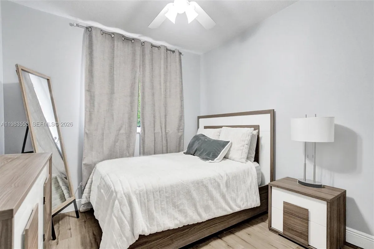 12513 NW 56th Dr, Coral Springs FL 33076