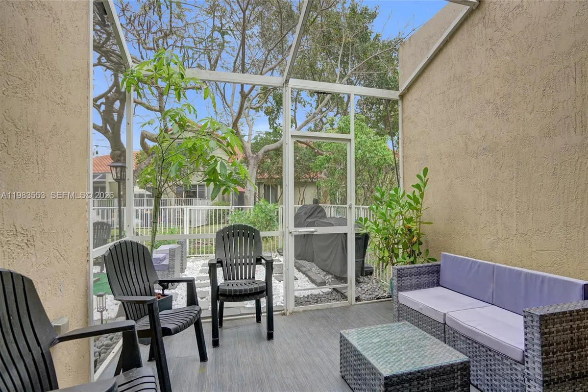 12513 NW 56th Dr, Coral Springs FL 33076