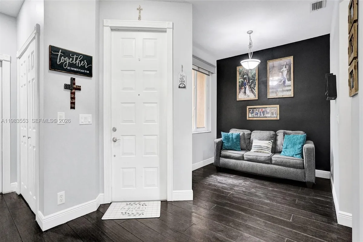 12513 NW 56th Dr, Coral Springs FL 33076