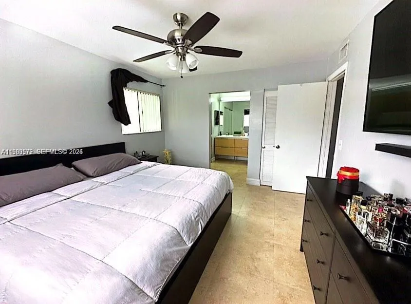 9729 Hammocks Blvd # 207E, Miami FL 33196