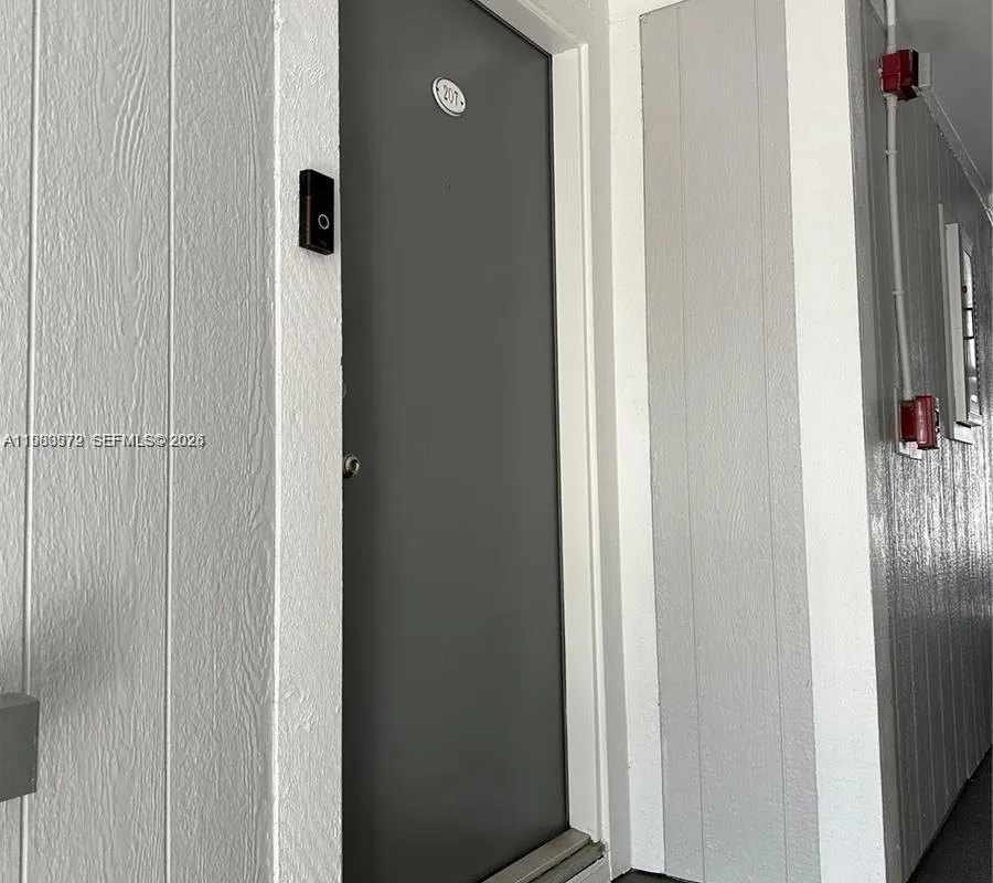 9729 Hammocks Blvd # 207E, Miami FL 33196