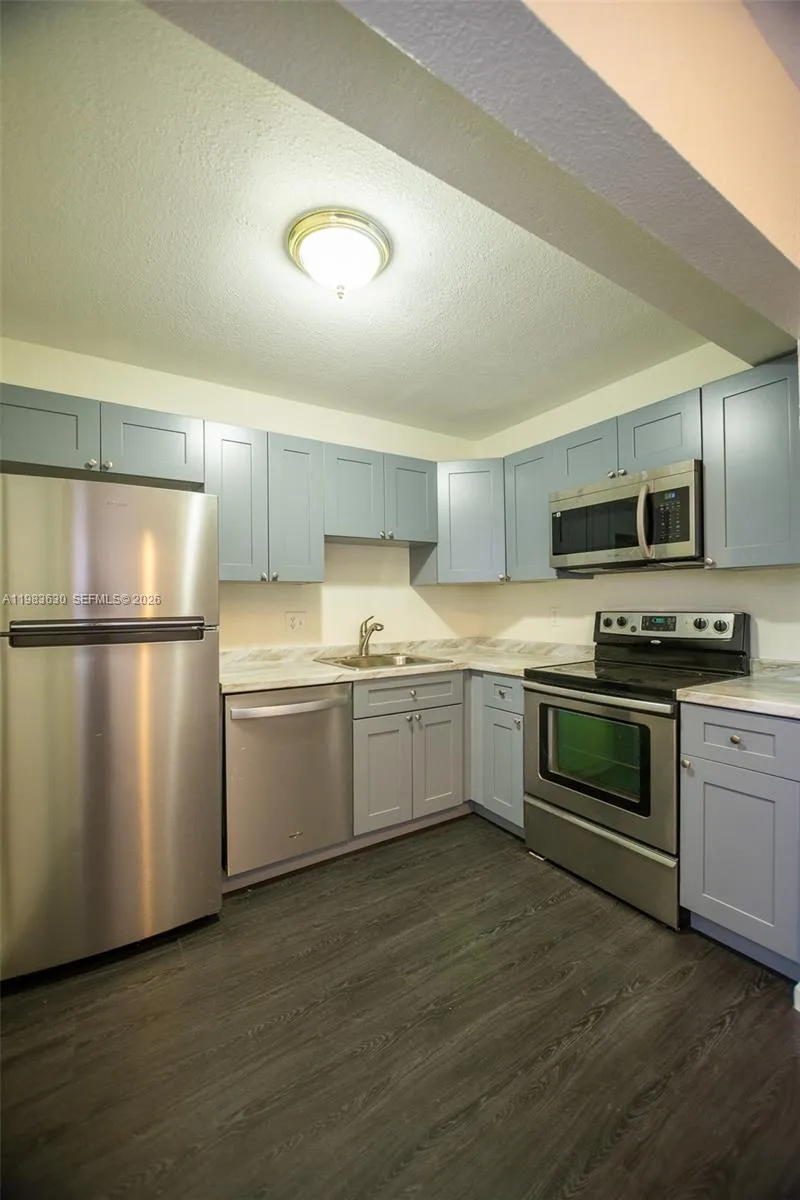 4803 NW 9th Dr # 4803, Plantation FL 33317