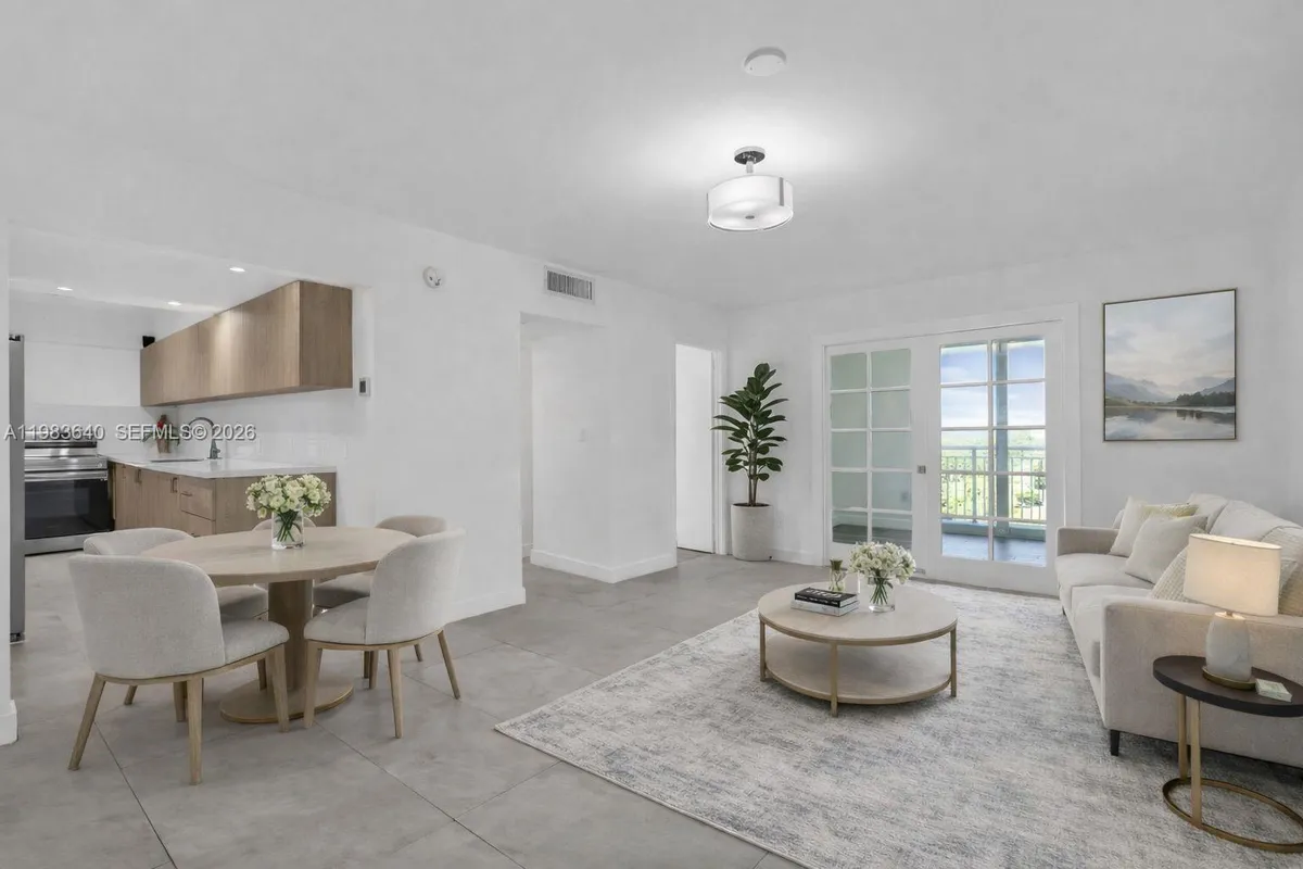 1251 NE 108th St # 810, Miami FL 33161