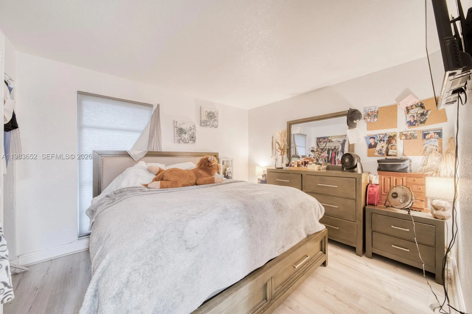 9459 SW 76th St # R5, Miami FL 33173