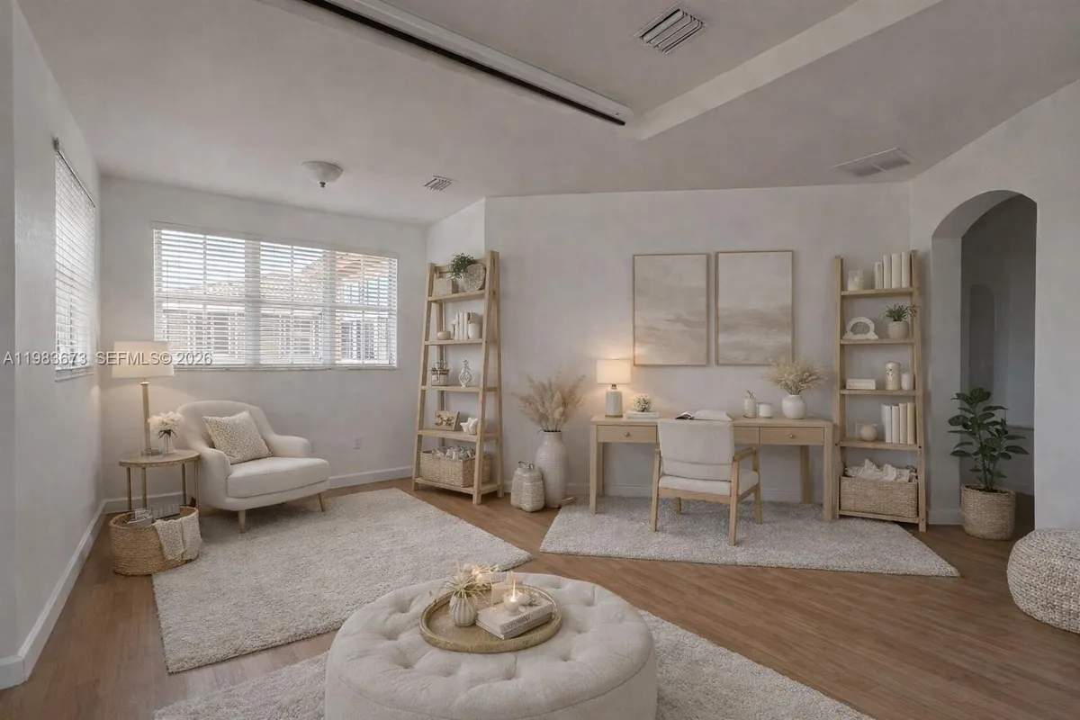 7943 NW 111th Ct, Doral FL 33178