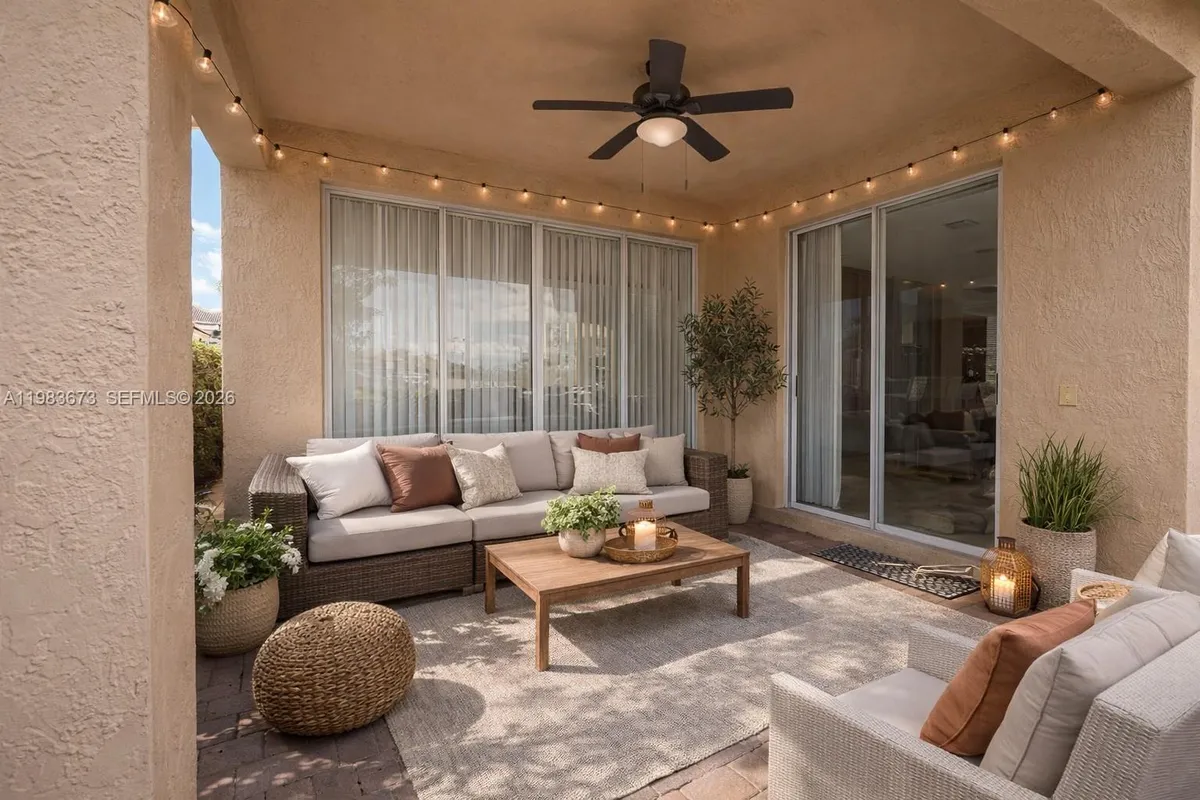 7943 NW 111th Ct, Doral FL 33178