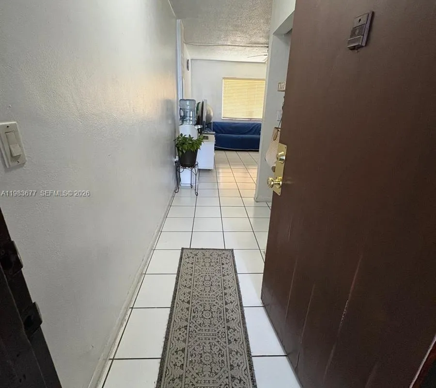 1735 NE 164th St # B203, North Miami Beach FL 33162