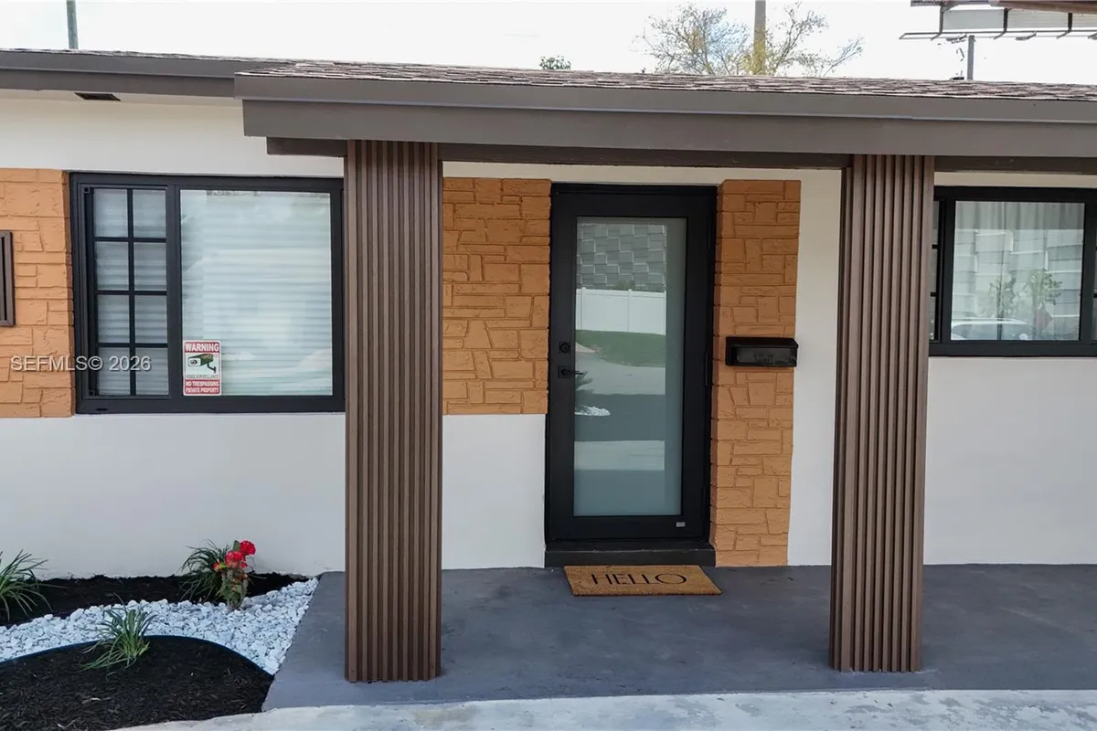 654 NW 45th St, Oakland Park FL 33309