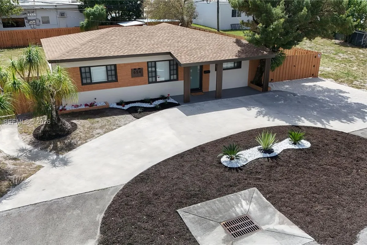 654 NW 45th St, Oakland Park FL 33309