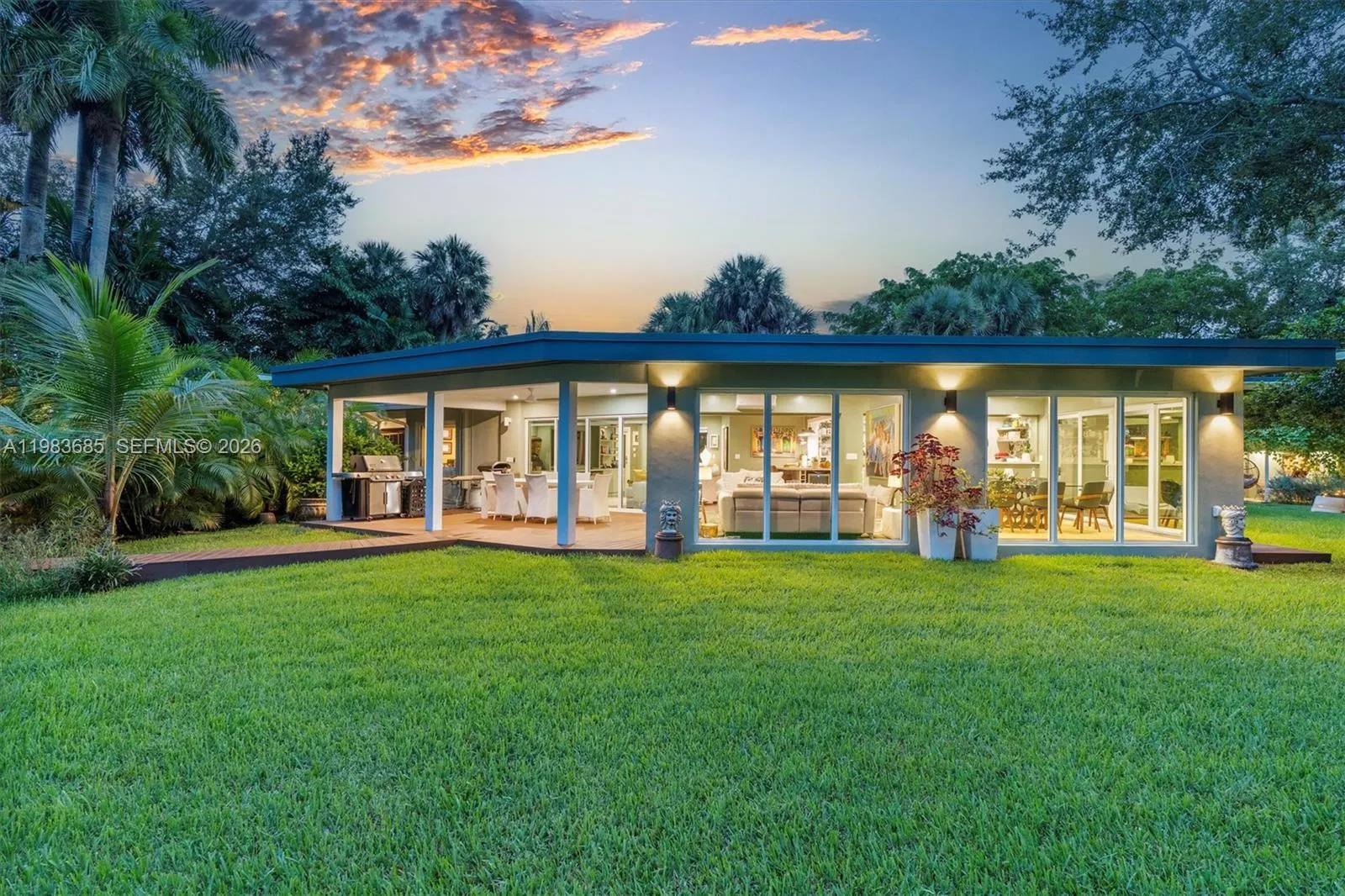 11377 W Biscayne Canal Rd, Miami FL 33161