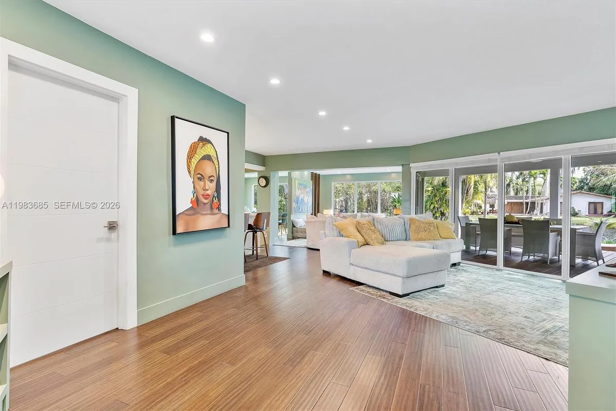 11377 W Biscayne Canal Rd, Miami FL 33161