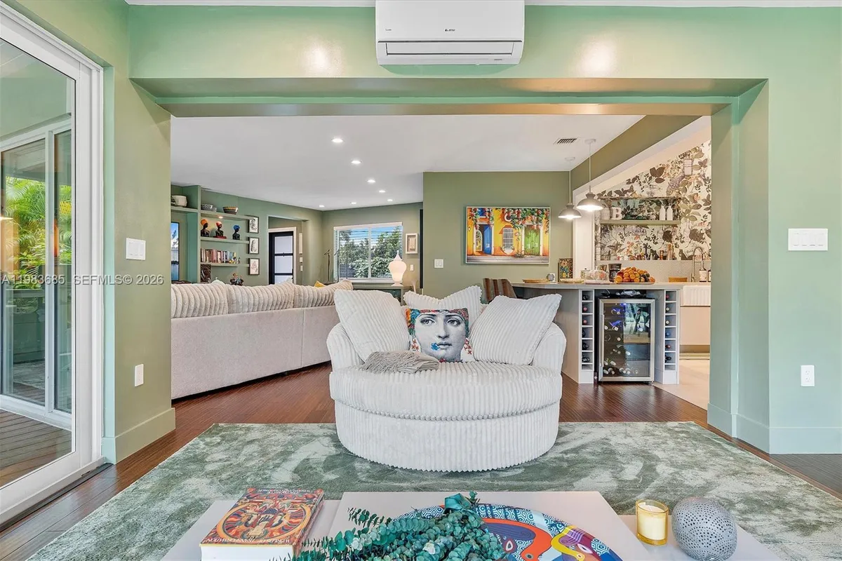 11377 W Biscayne Canal Rd, Miami FL 33161