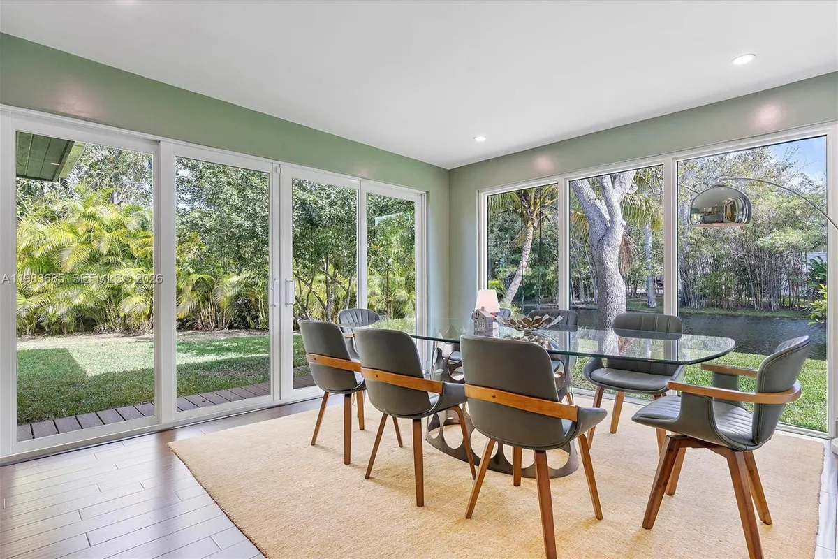 11377 W Biscayne Canal Rd, Miami FL 33161