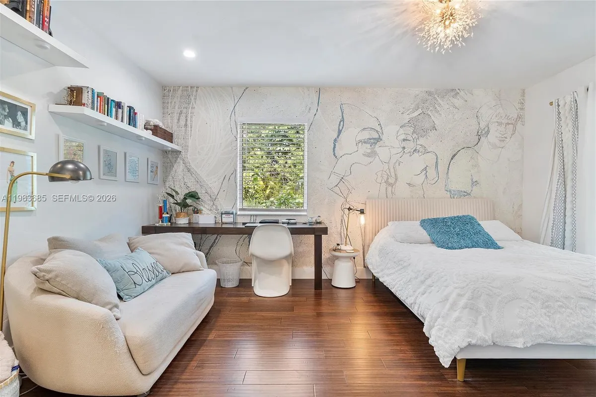 11377 W Biscayne Canal Rd, Miami FL 33161