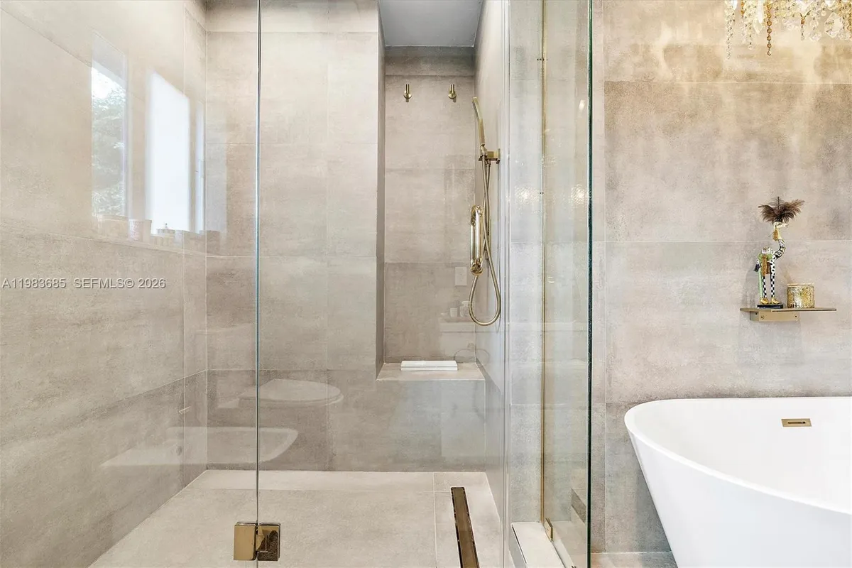 11377 W Biscayne Canal Rd, Miami FL 33161