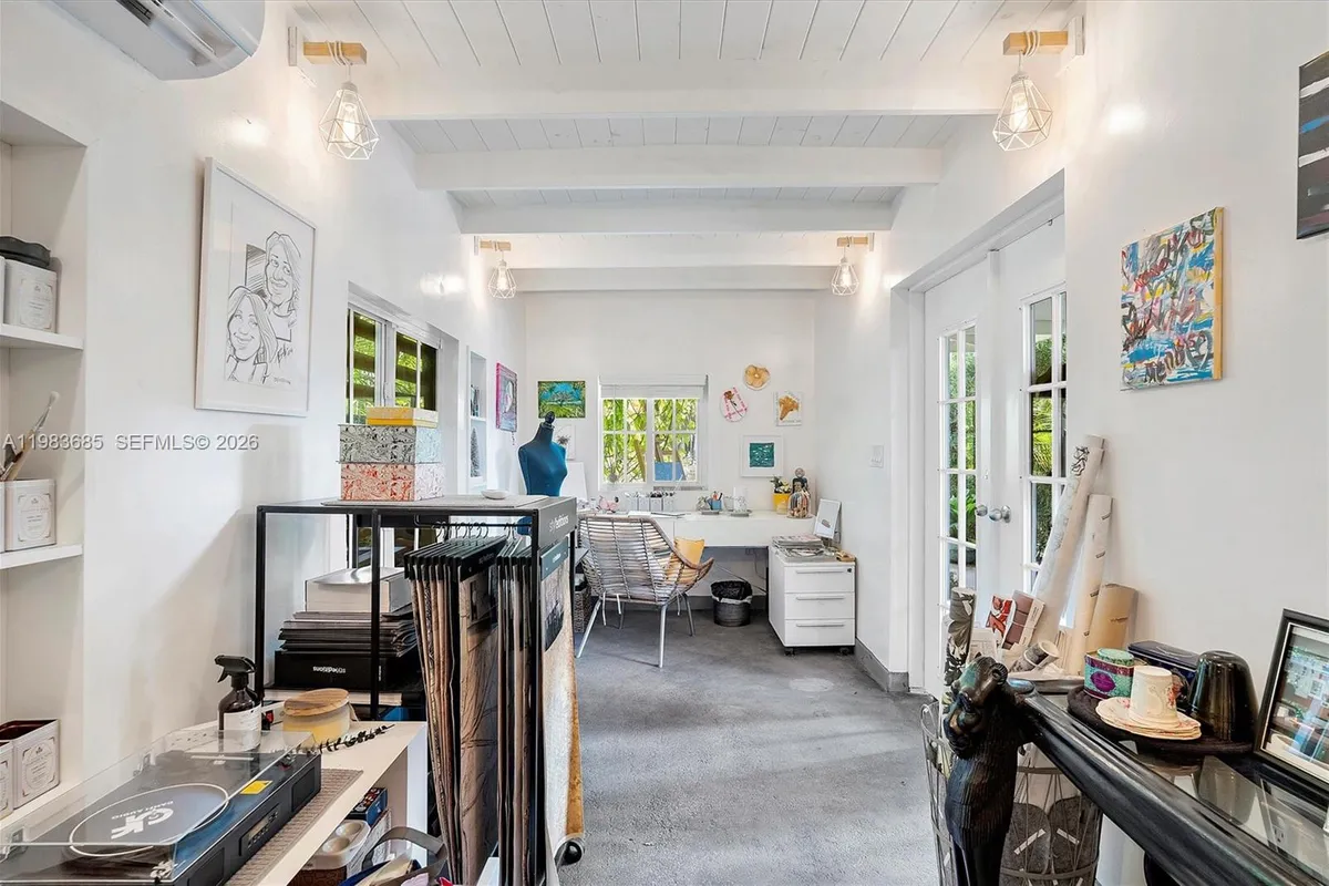 11377 W Biscayne Canal Rd, Miami FL 33161