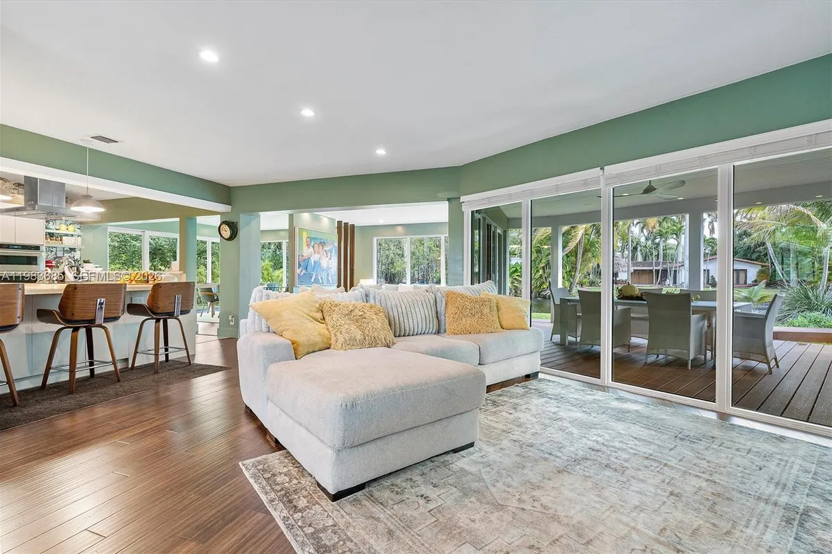 11377 W Biscayne Canal Rd, Miami FL 33161