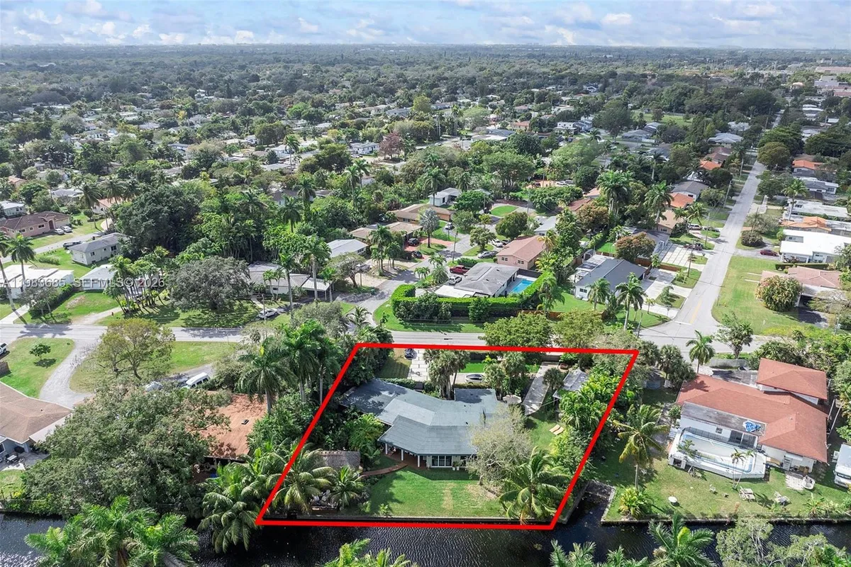 11377 W Biscayne Canal Rd, Miami FL 33161