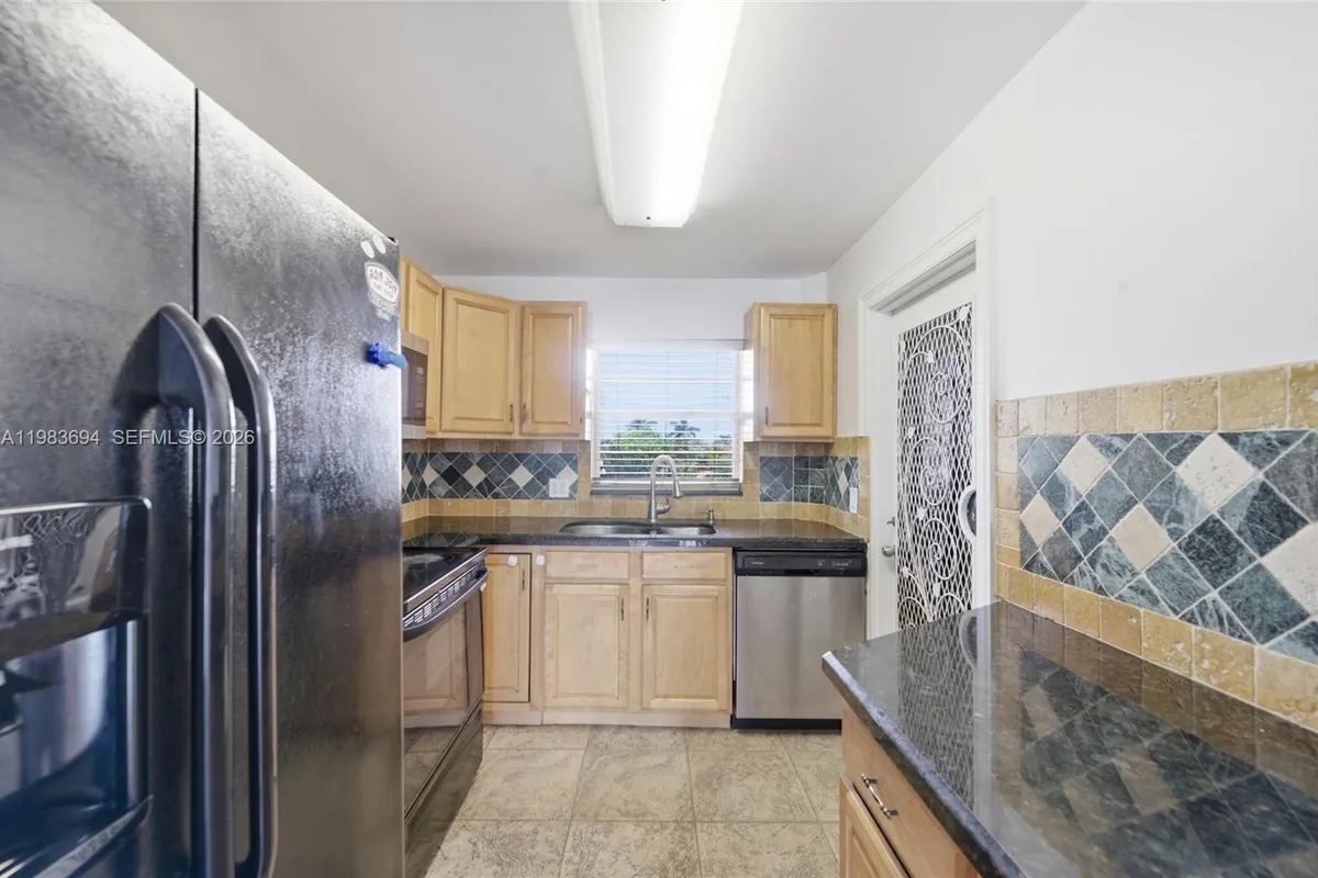 4320 Washington St # 410, Hollywood FL 33021