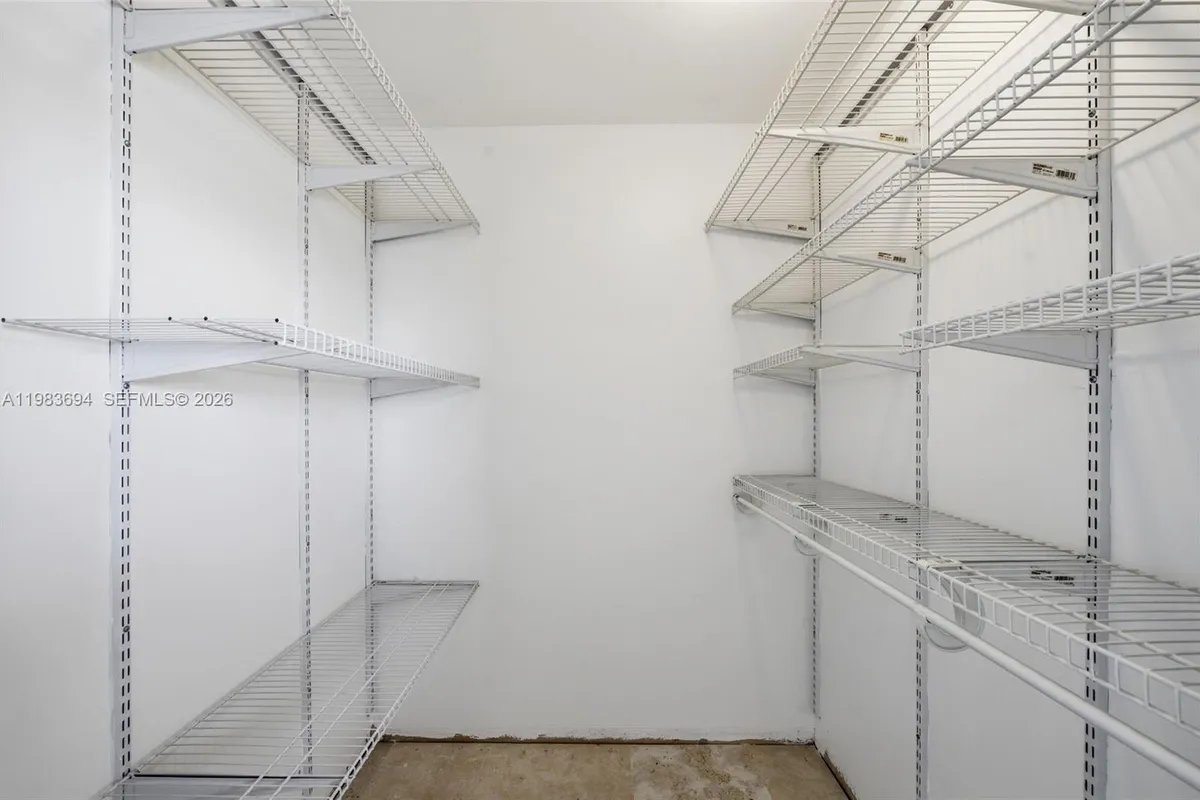 4320 Washington St # 410, Hollywood FL 33021